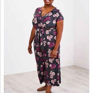 Latched Mama V-Neck Nursing Jumpsuit - Extra Small / Charcoal Peony